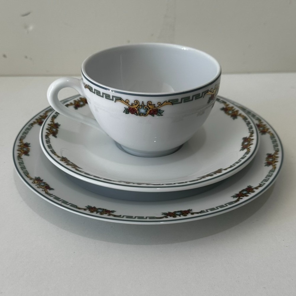 Bernardaud Limoges France Hôtel de Paris Monte-Carlo 3-Piece Tea/Coffee Set